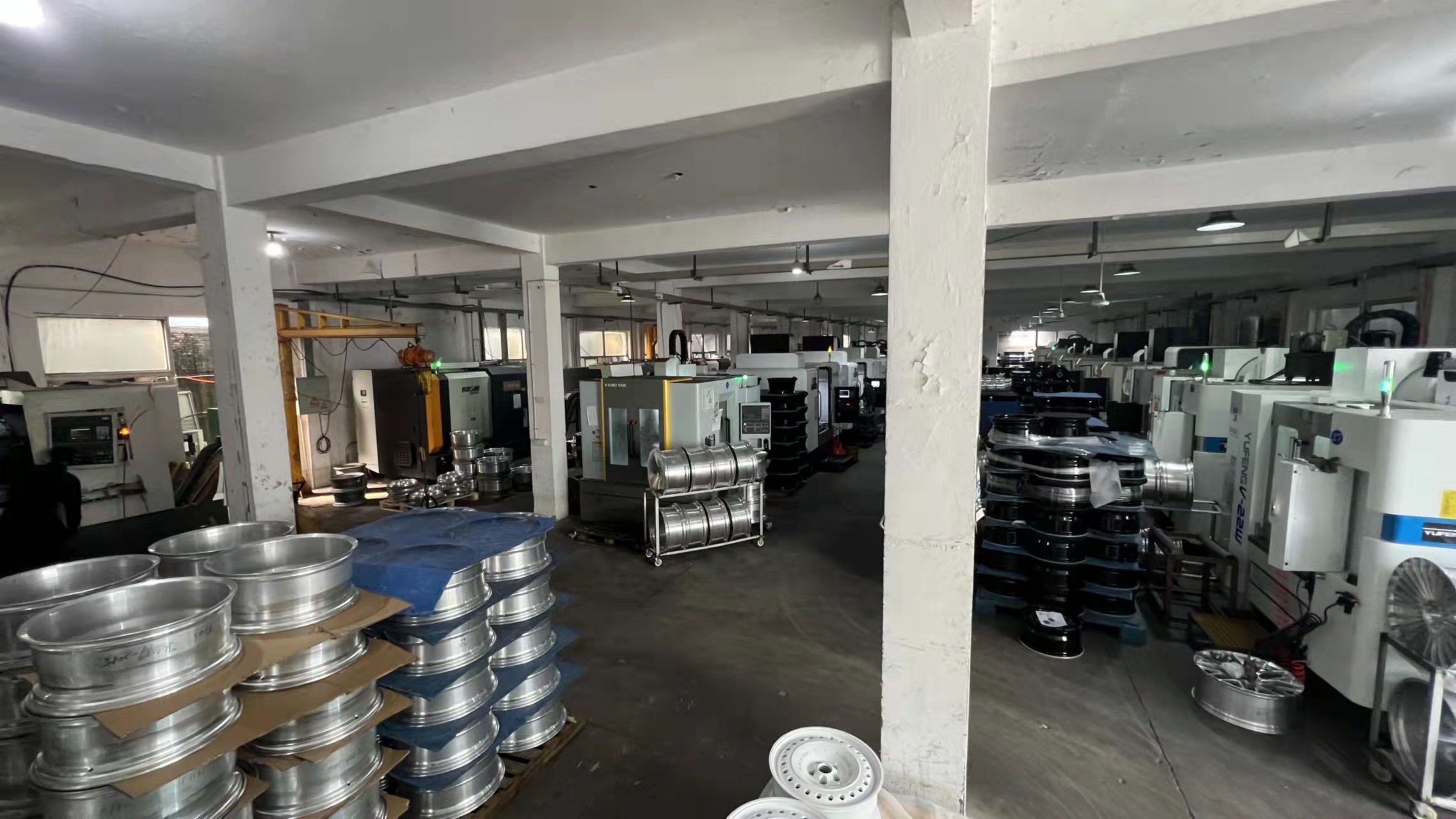 Ningbo Jianglu Auto Parts Industry & trade Co.,Limited workshop