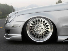 Mercedes-Benz E350 modificación de la rueda