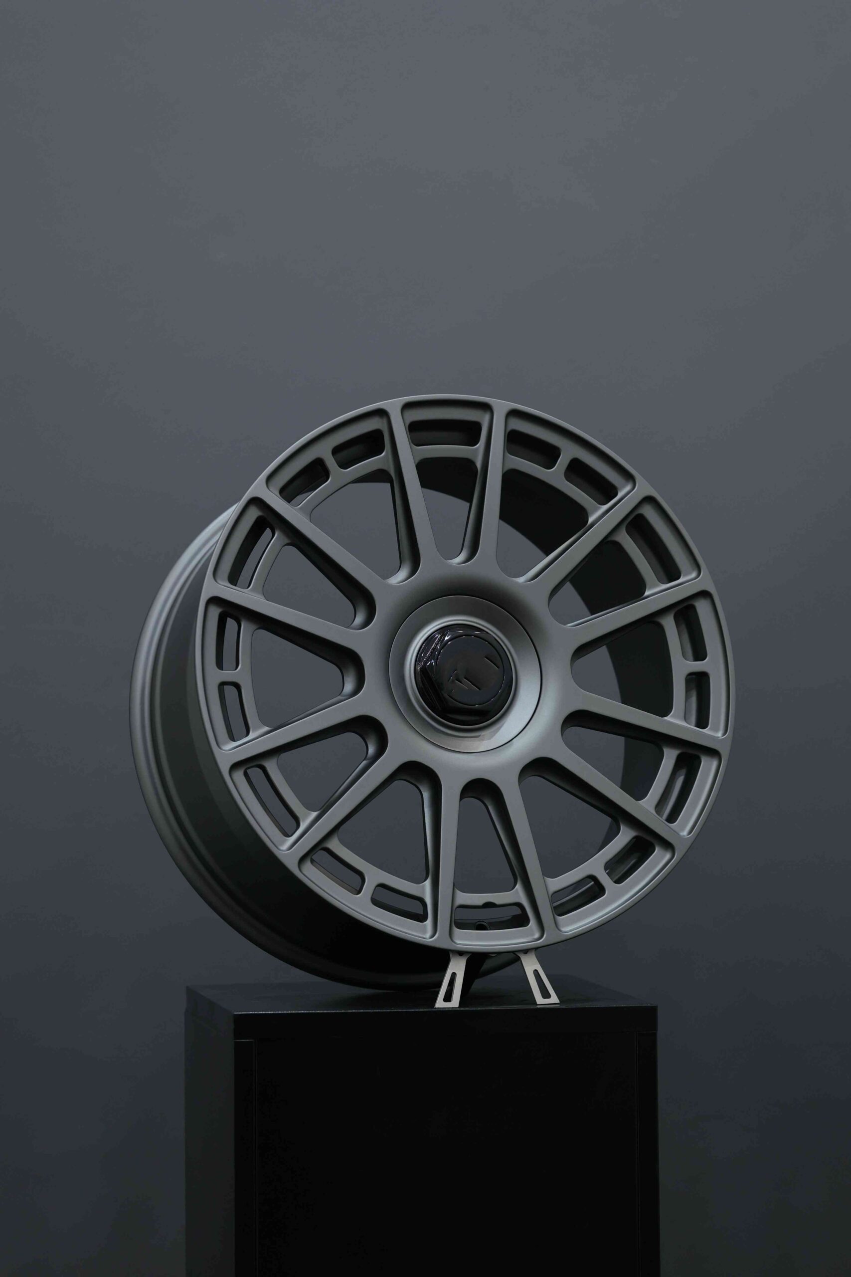 18 inch forged wheels 5x120 5 1 scaled